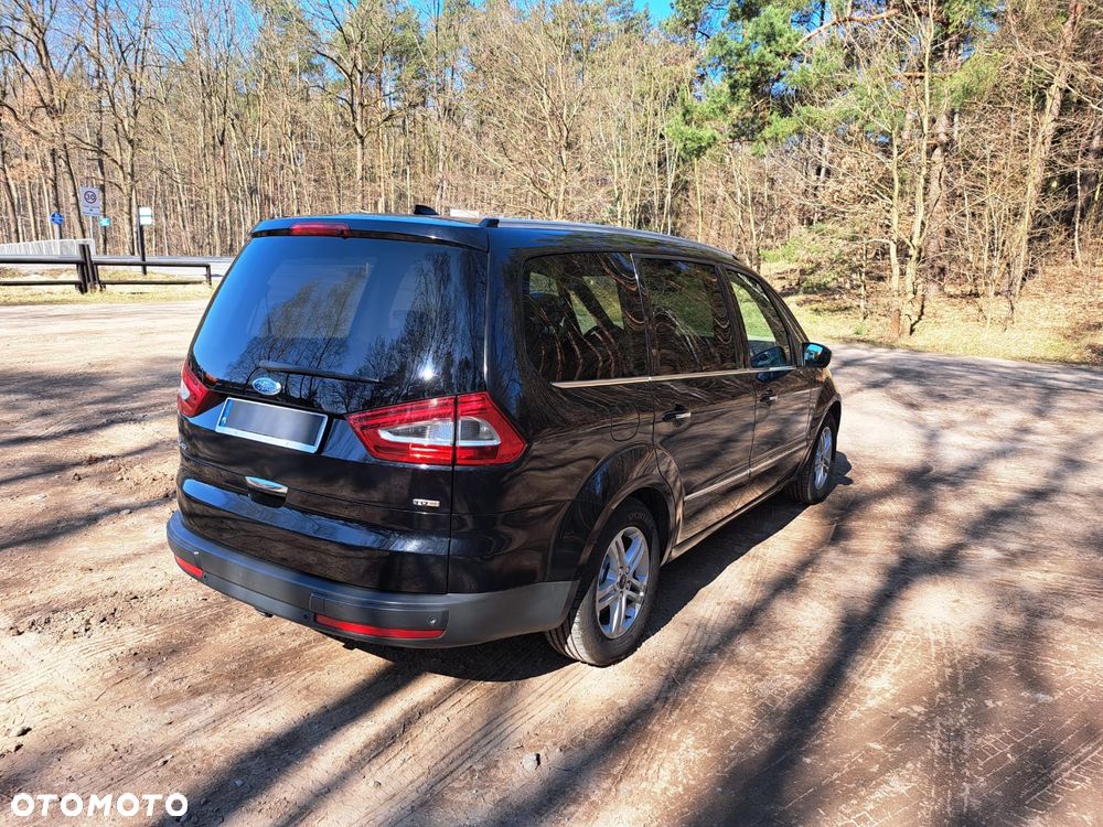 Ford Galaxy 2.2 TDCi DPF Titanium - 3