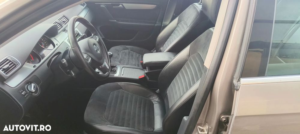 Volkswagen Passat 2.0 TDI DPF Highline - 7