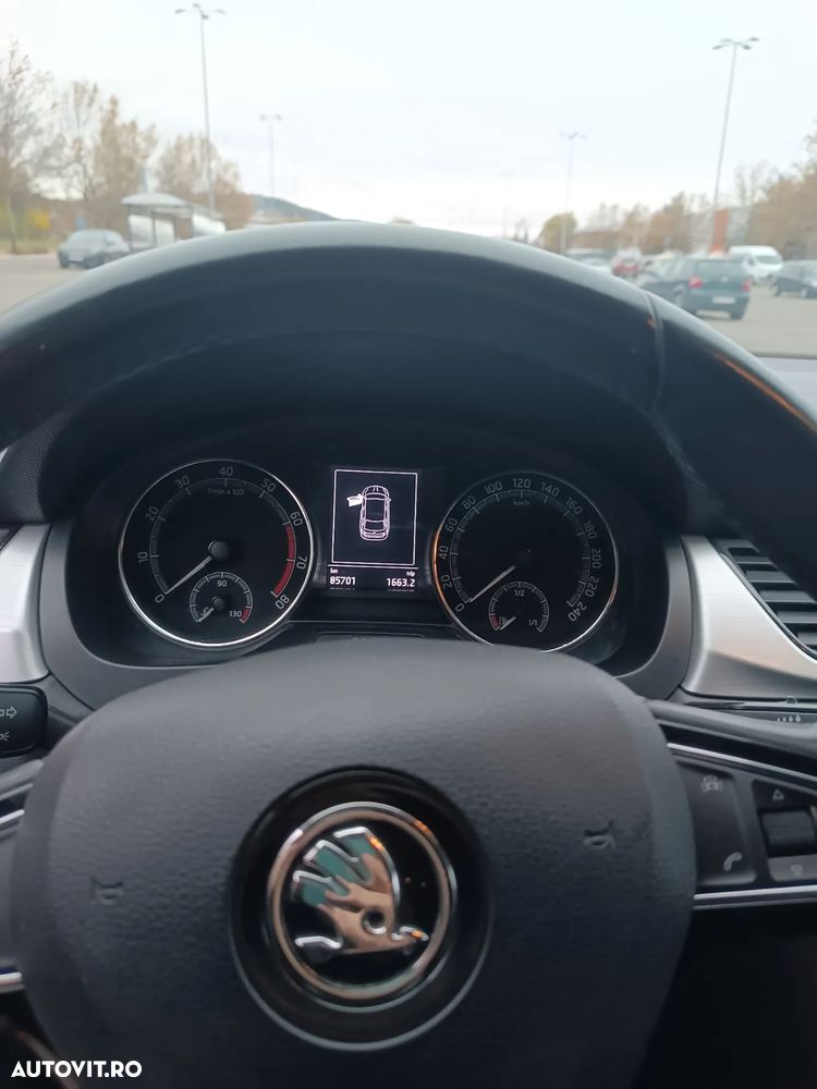 Skoda RAPID 1.0 TSI Ambition - 13