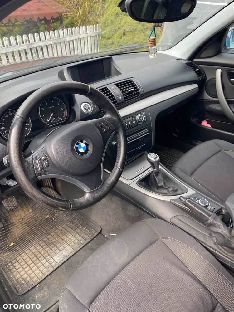 BMW Seria 1 - 2