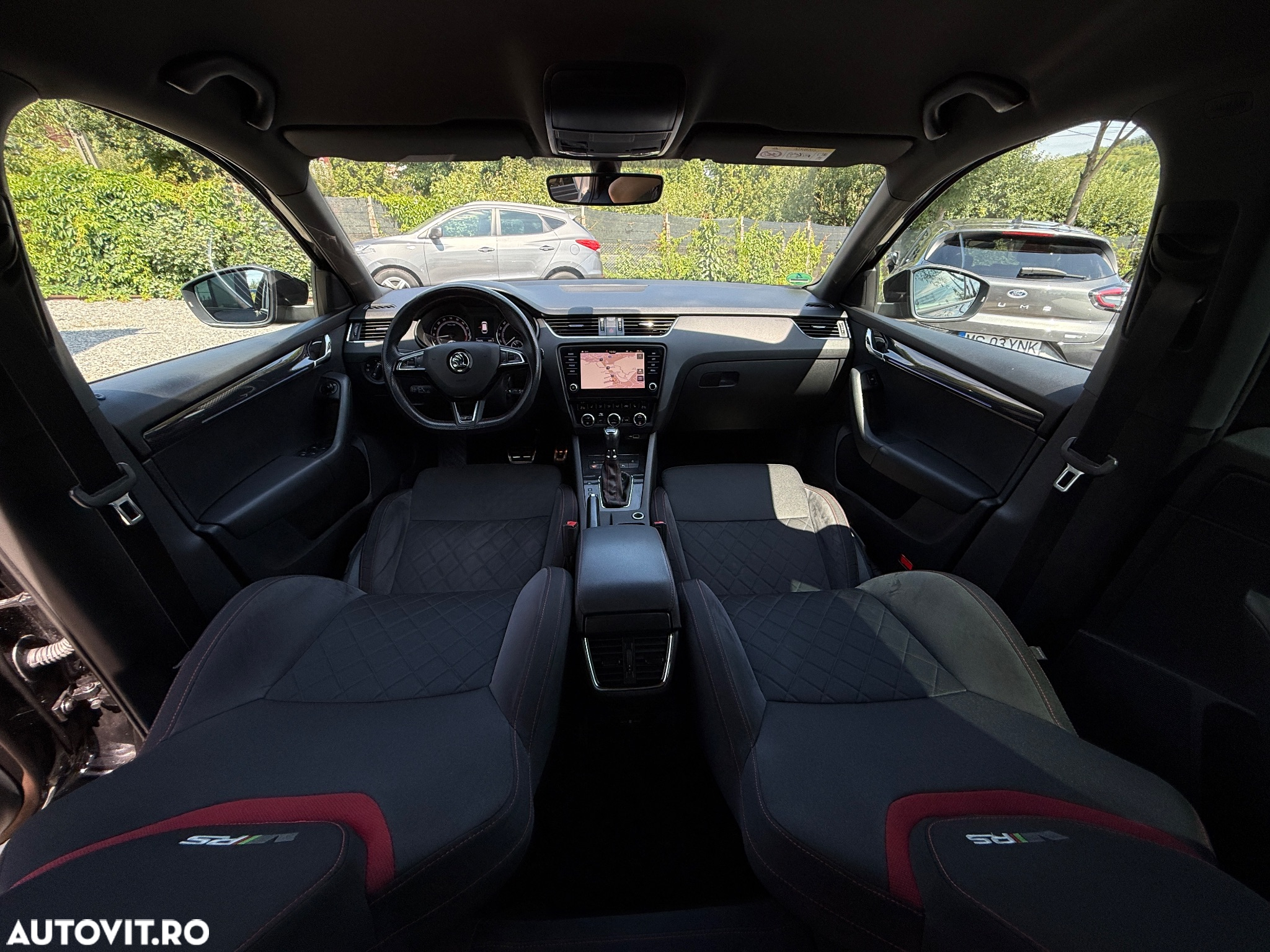 Skoda Octavia Combi Diesel 2.0 TDI DSG RS - 8