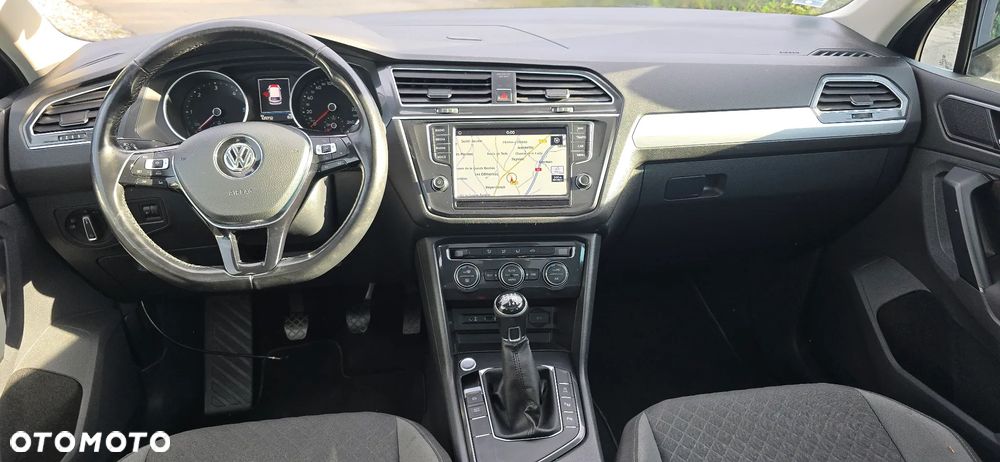 Volkswagen Tiguan 2.0 TDI BMT SCR Comfortline - 30