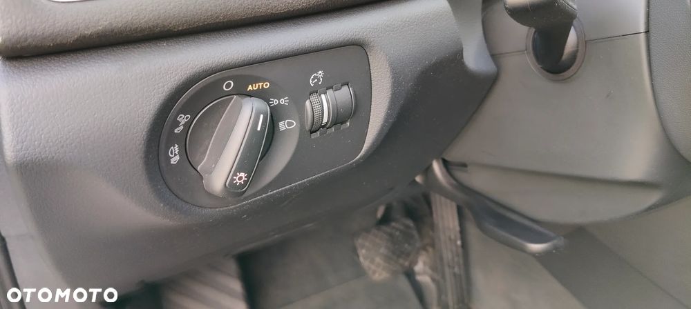 Audi Q3 ver-2-0-tdi-quattro-s-tronic-sport - 21