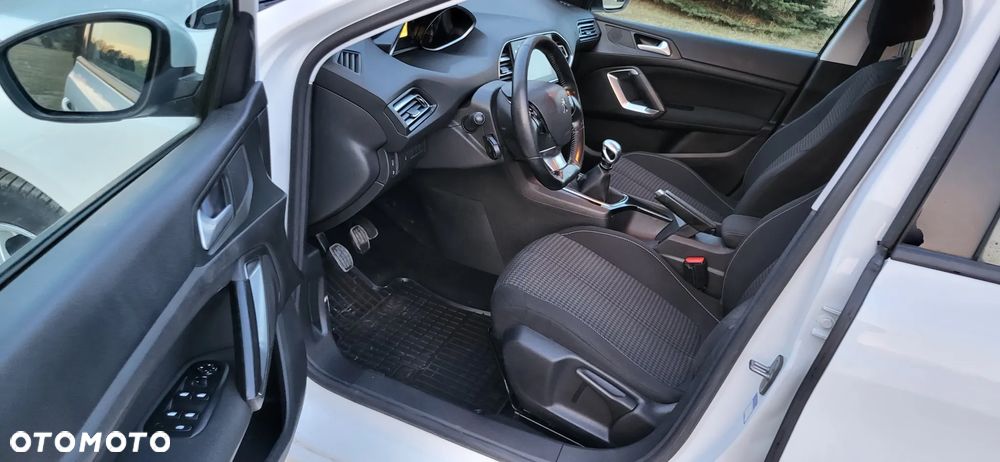 Peugeot 308 BlueHDi 130 Stop & Start Active - 25