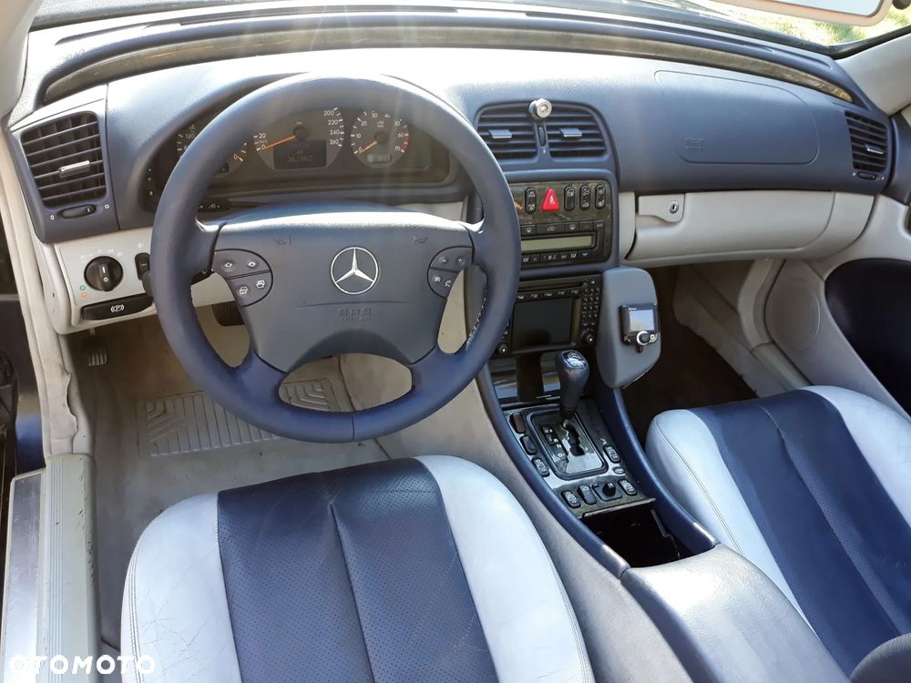 Mercedes-Benz CLK - 7