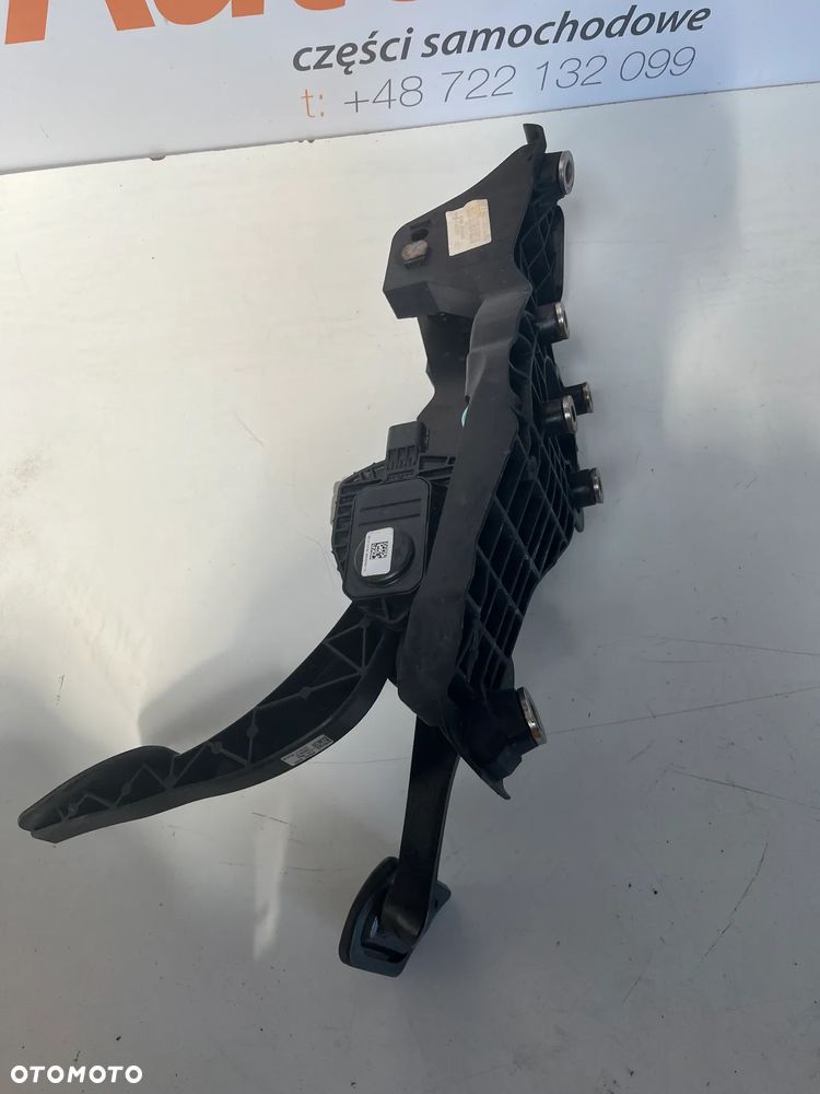 FORD Galaxa  S-MAX mk2 2.0d PEDAŁ PEDAŁY E1GC-9F856 - 3