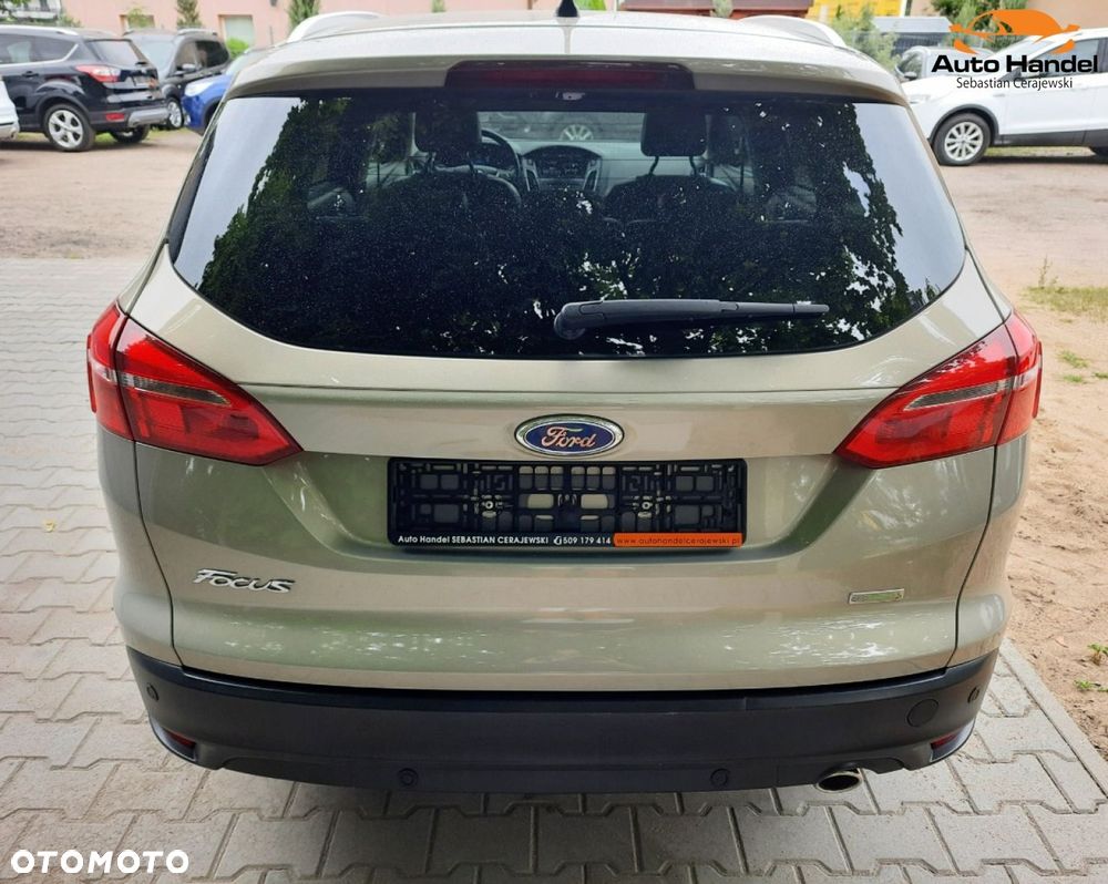 Ford Focus 1.5 EcoBoost STart-Stopp-System TITANIUM - 16