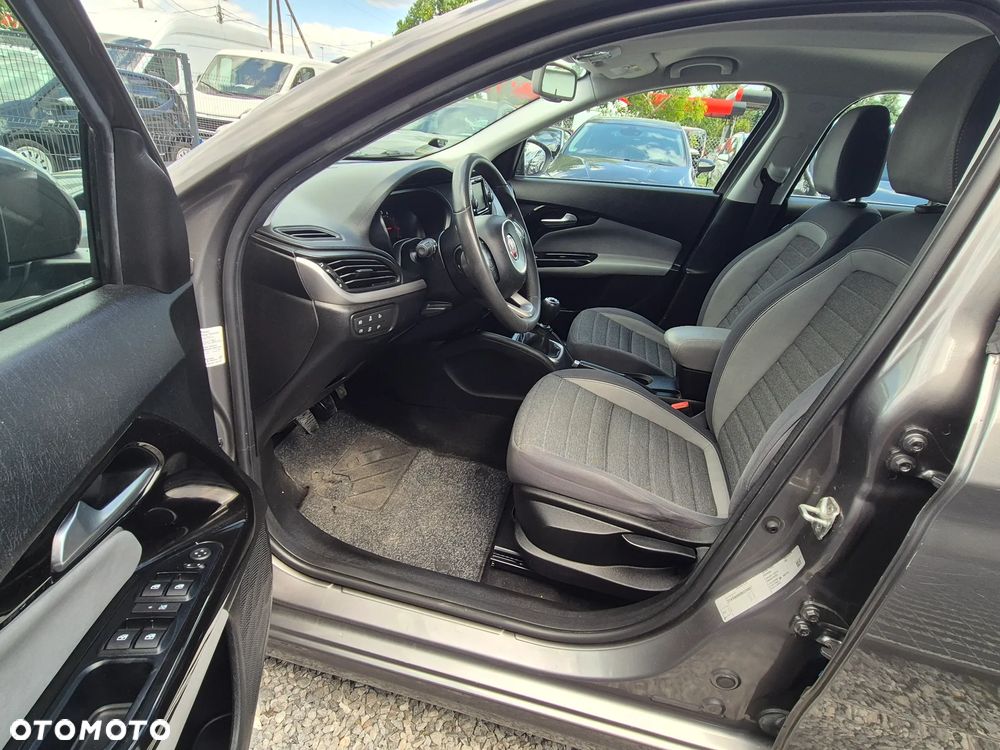 Fiat Tipo 1.6 MultiJet 16v Mirror - 24