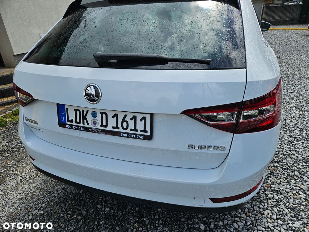 Skoda Superb 2.0 TDI DSG Premium Edition - 18