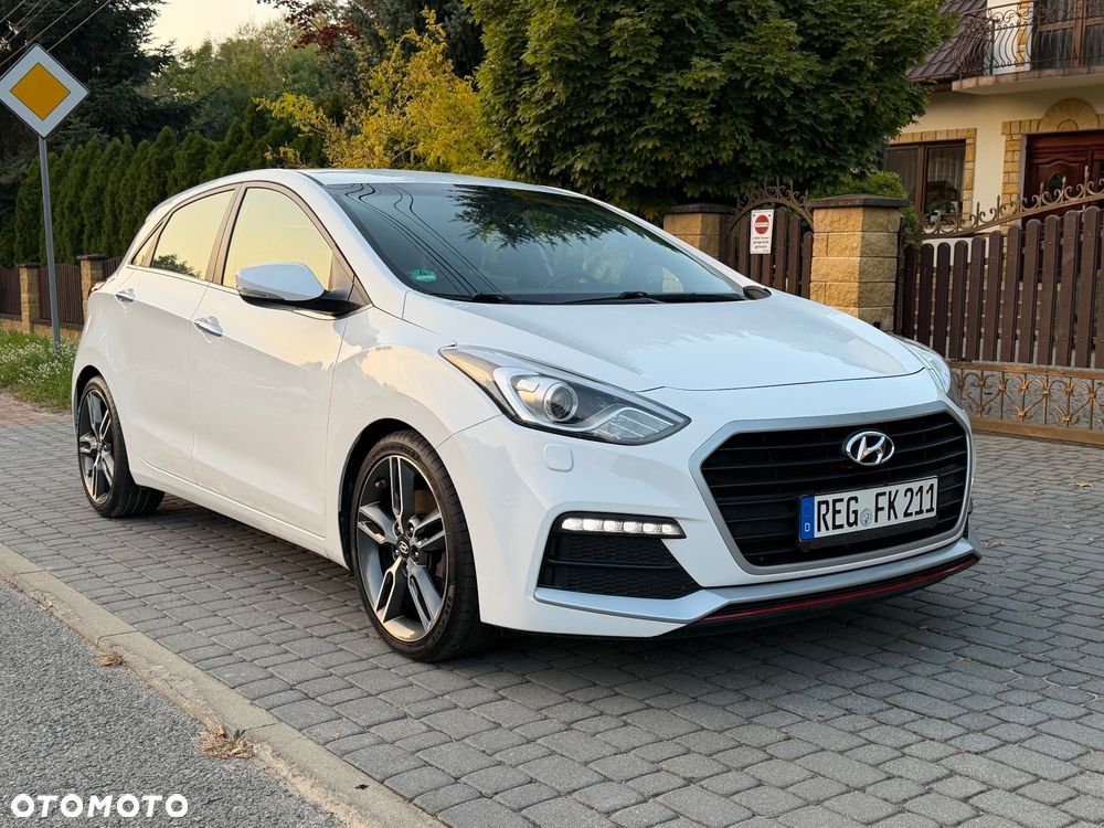 Hyundai i30 - 23