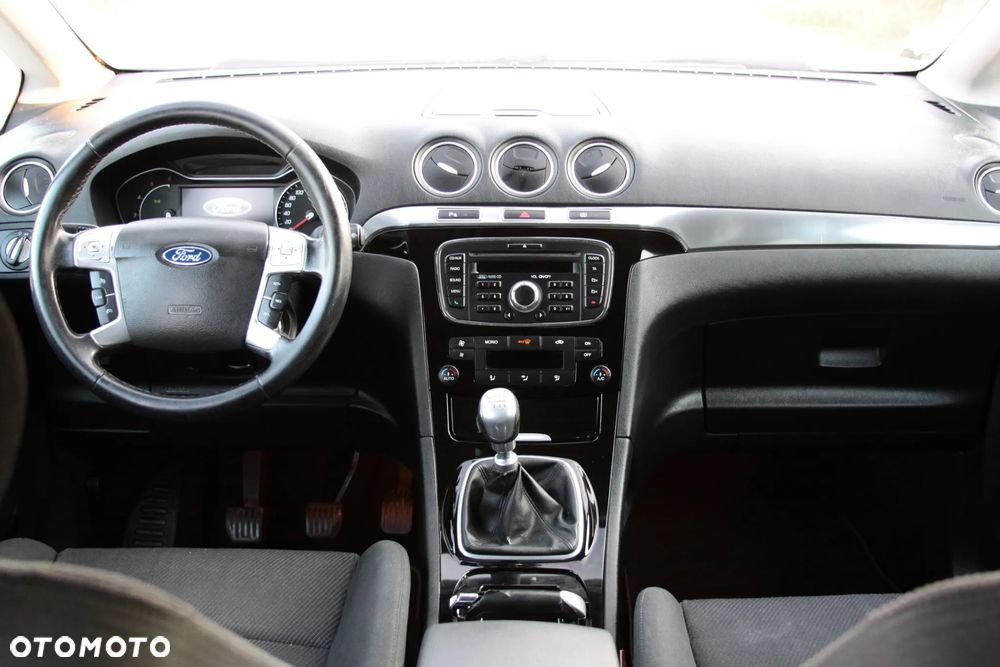 Ford S-Max 2.0 TDCi DPF Titanium - 12