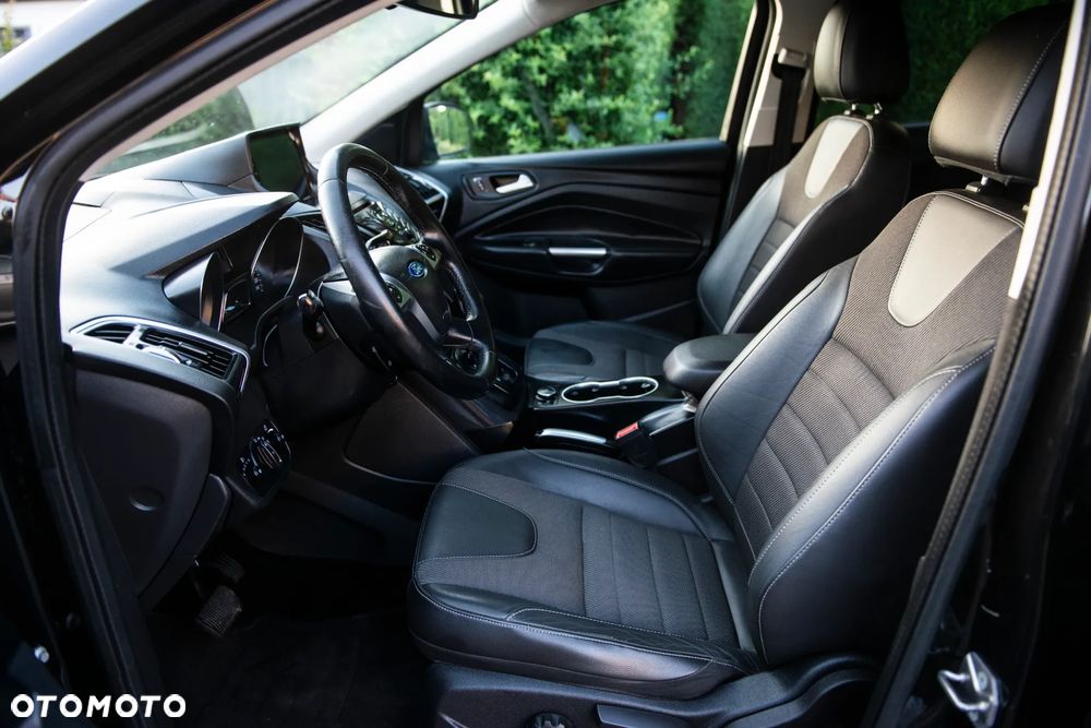 Ford Kuga 2.0 TDCi 4x4 Titanium - 19