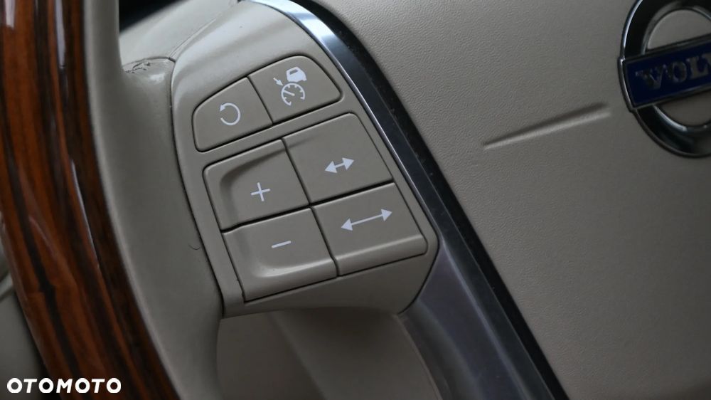 Volvo XC 60 D5 AWD Summum - 32