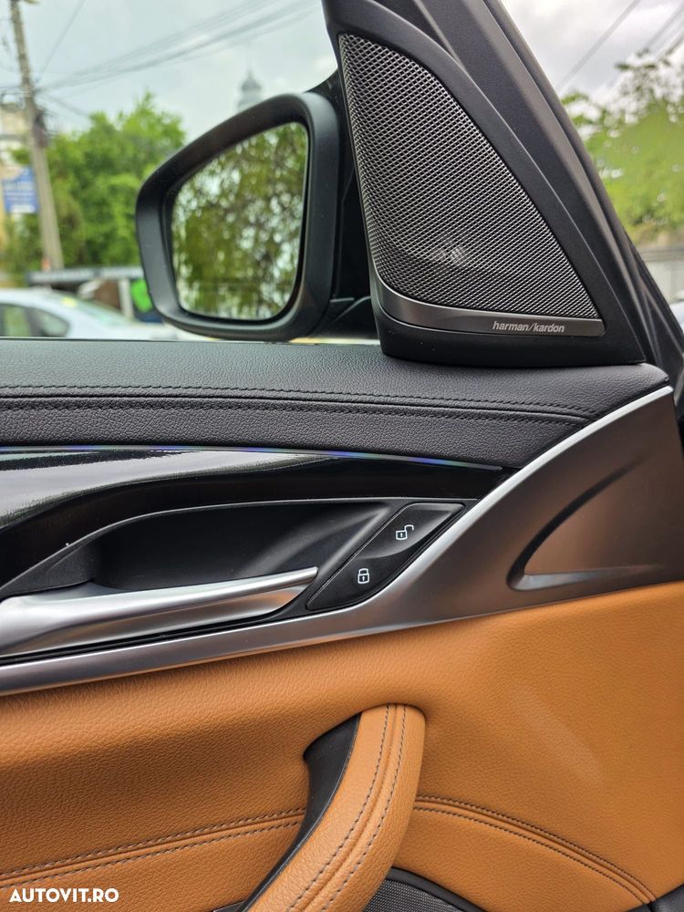 BMW Seria 5 530e Aut. M Sport Edition - 11