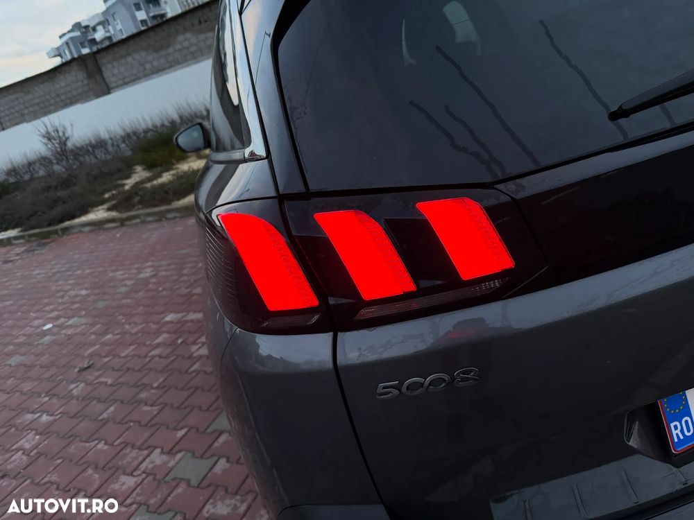 Peugeot 5008 1.2 Puretech Turbo s&s EAT8 Allure - 23