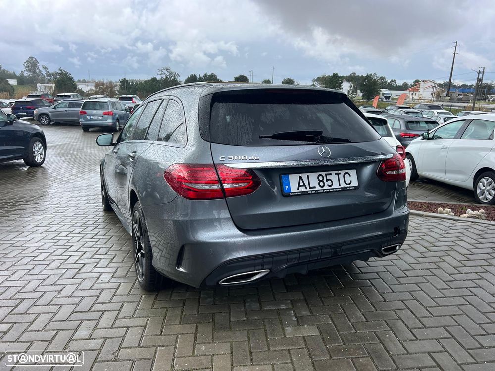 Mercedes-Benz C 300 de AMG Line - 4