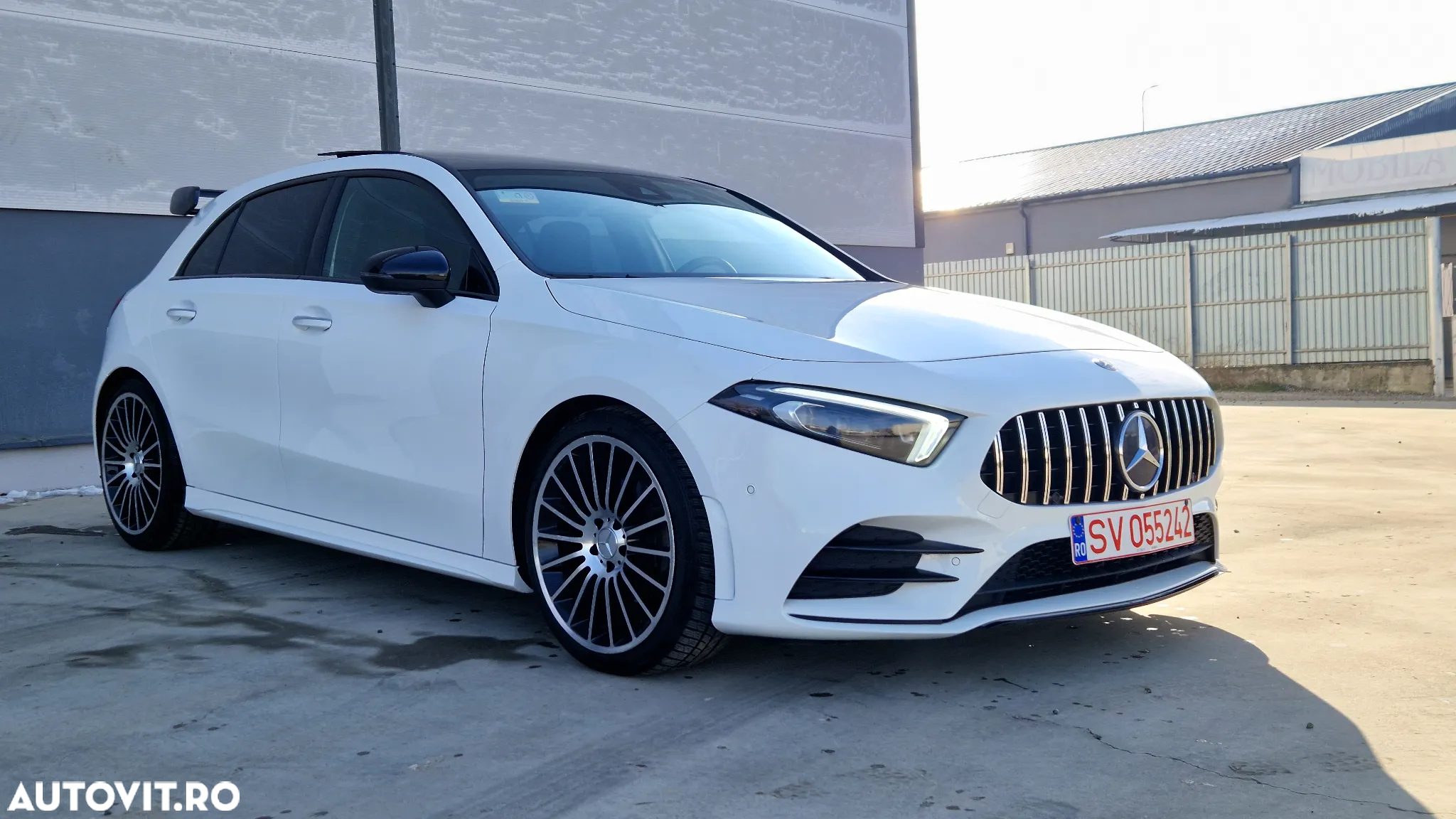 Mercedes-Benz A 180 d 7G-DCT AMG Line - 2