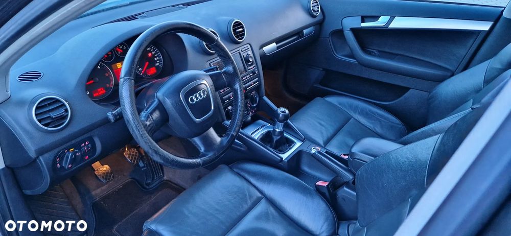 Audi A3 Sportback - 12