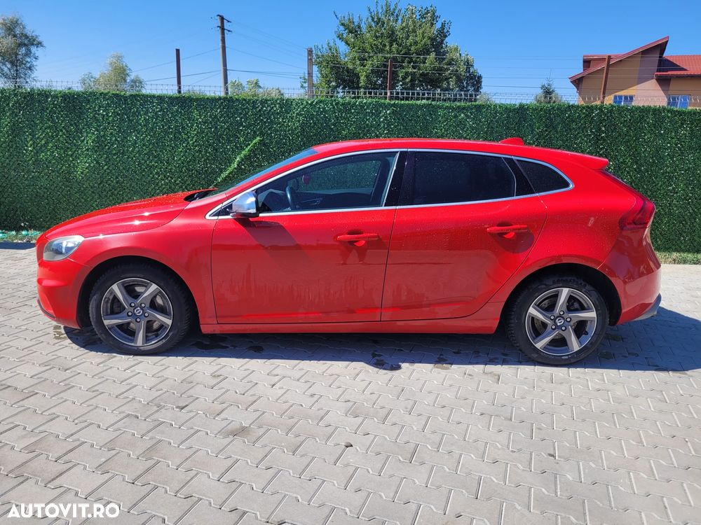 Volvo V40 D4 VEA R-Design - 4