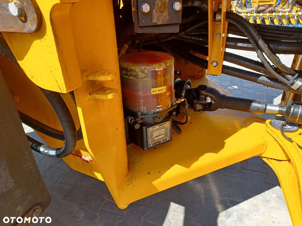 JCB 437ZX - 15