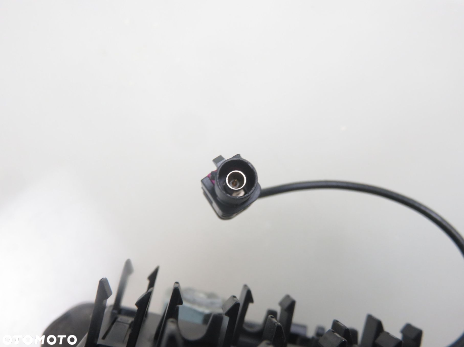 ANTENA BMW 1 E87 - 2