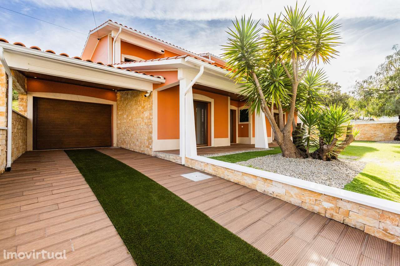 Moradia independente na rua dos Camarinhos - Grande imagem: 4/24