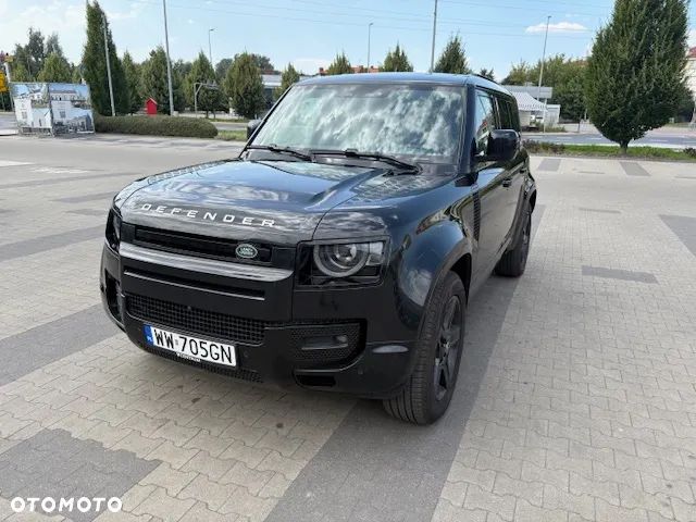 Land Rover Defender - 2