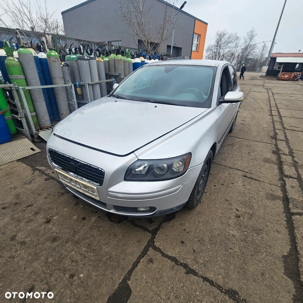 Volvo V50 2005r 2.0d 100kw tylko części