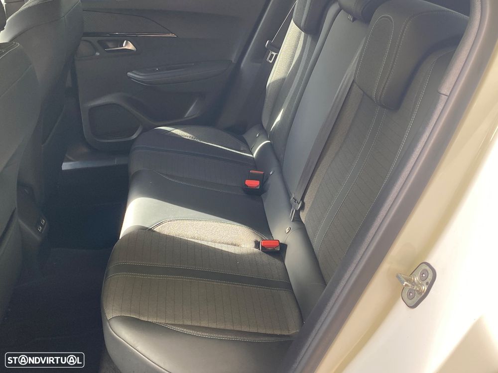 Peugeot 2008 - 16