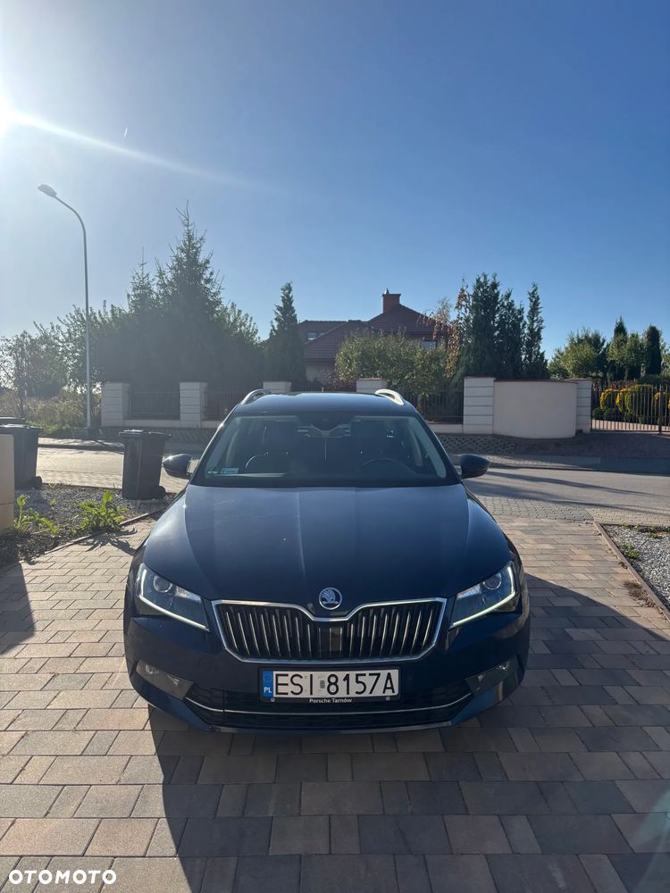 Skoda Superb 2017 photo 2
