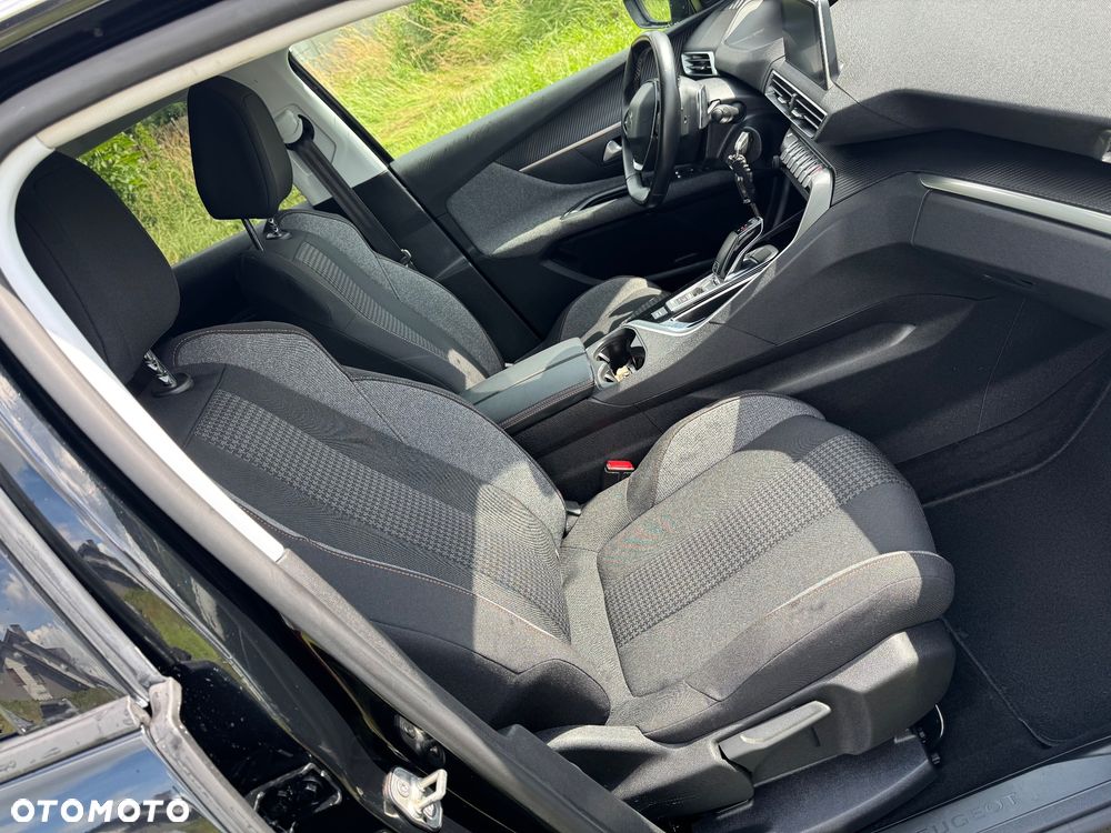 Peugeot 3008 - 33