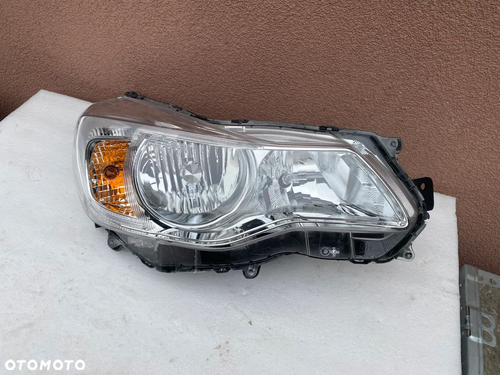 lampa subaru XV crosstrek prawa eu eu cała - 2