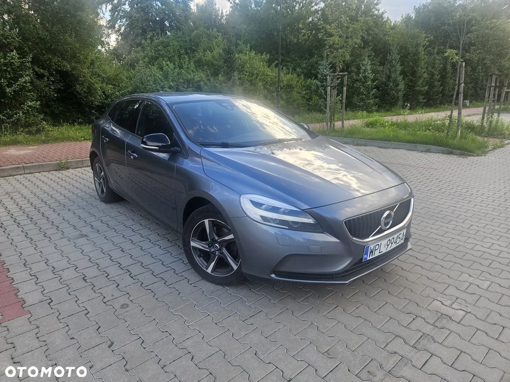 Volvo V40 D2 RDesign - 1