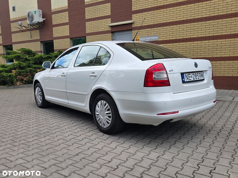 Skoda Octavia 1.6 Team Edition - 11
