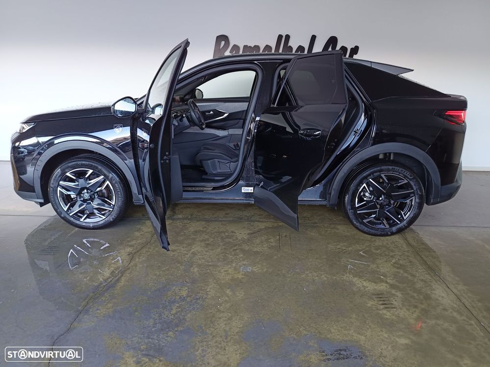 Peugeot 3008 1.2 Hybrid GT e-DCS6 - 11