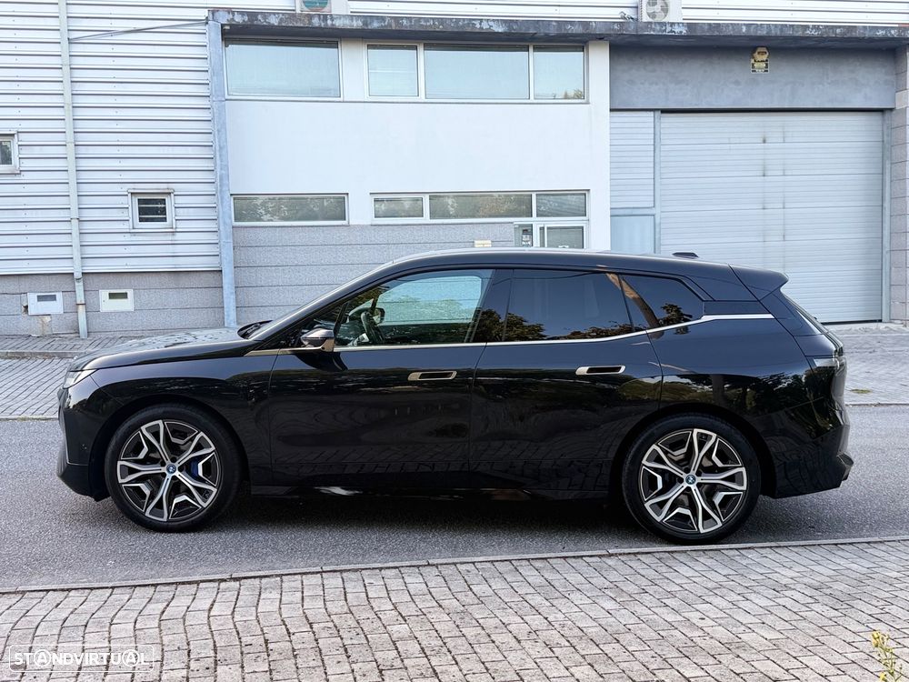 BMW iX xDrive 40 Pack Desportivo - 4