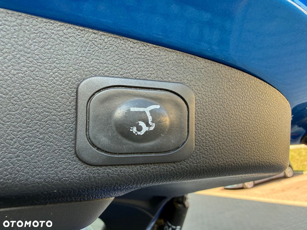 Ford Focus SW 1.0 EcoBoost S&S TITANIUM X - 35