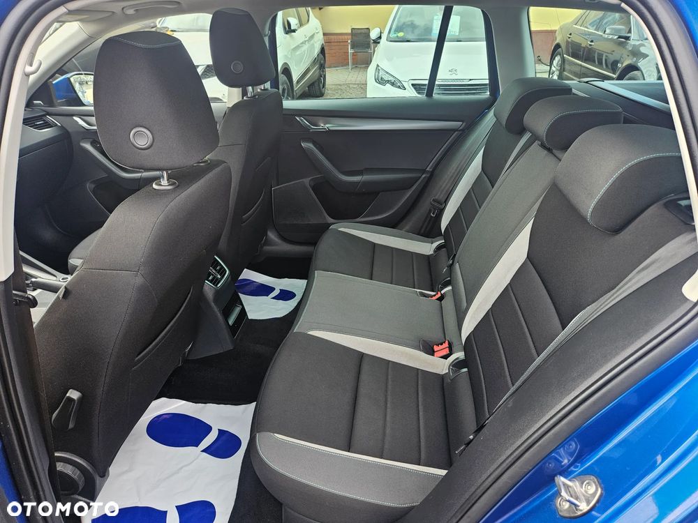 Skoda Octavia 2.0 TDI DSG Sport Edition - 24