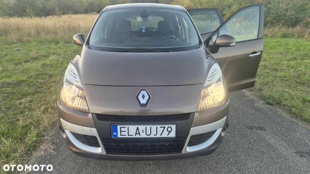 Renault Scenic - 9