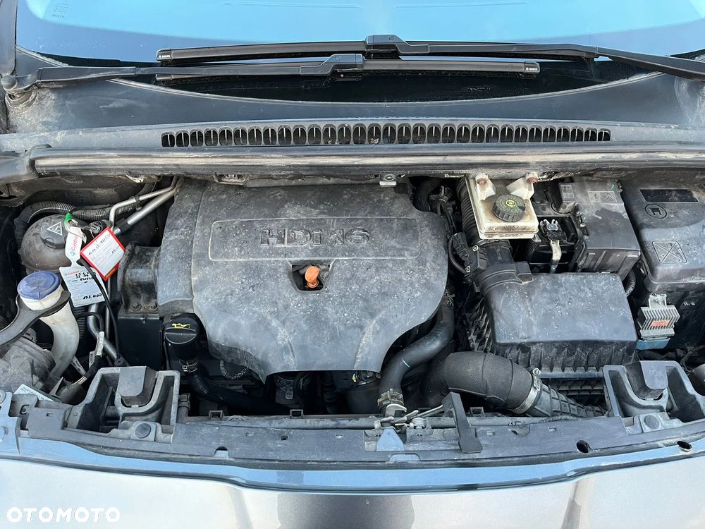 Peugeot 5008 2.0 HDi Family 7os - 19