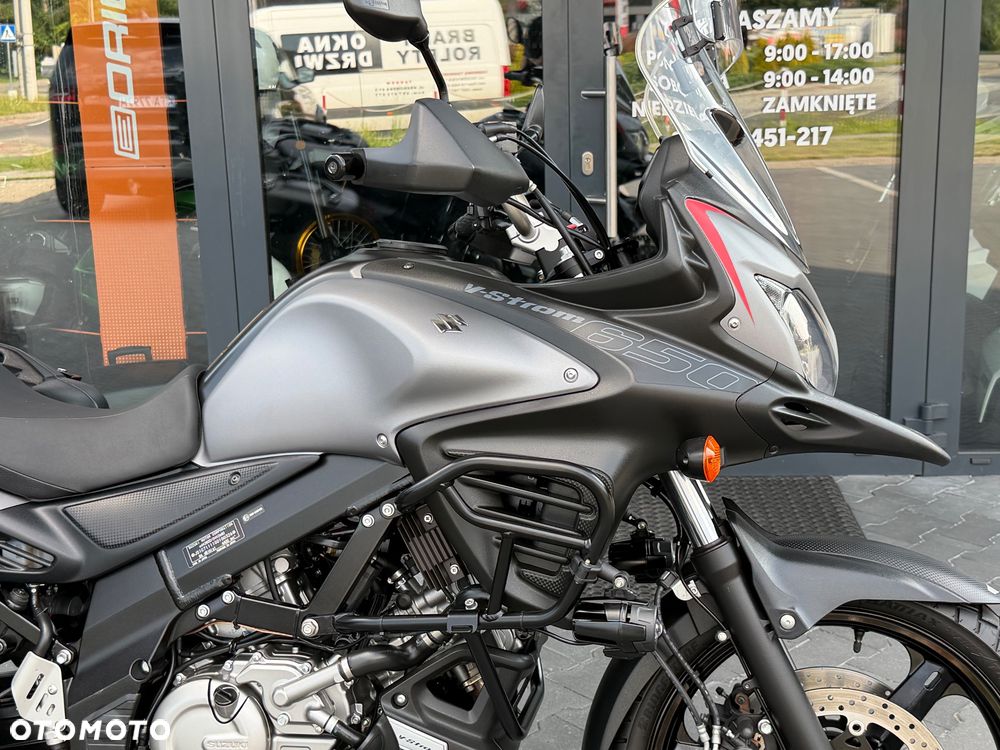 Suzuki V-STROM - 8