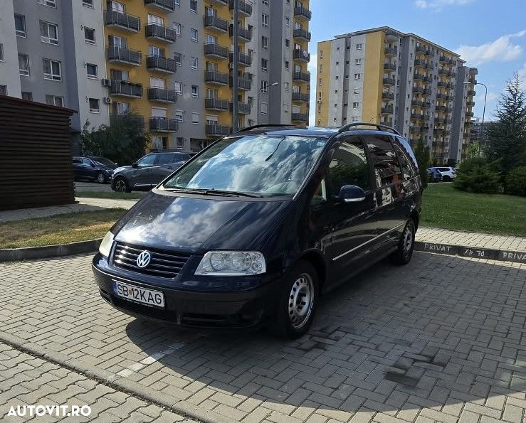 Volkswagen Sharan 2.0 TDI Comfortline - 1