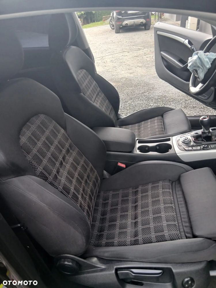 Audi A5 Coupé 2.0 TDI Ultra DPF - 26