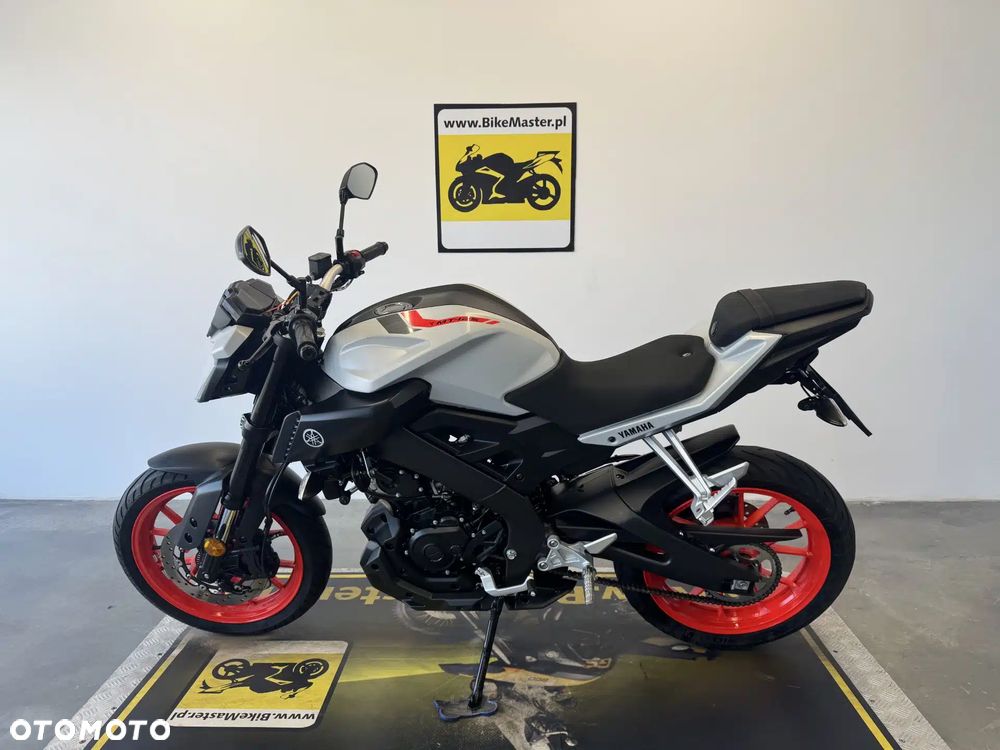 Yamaha MT - 2