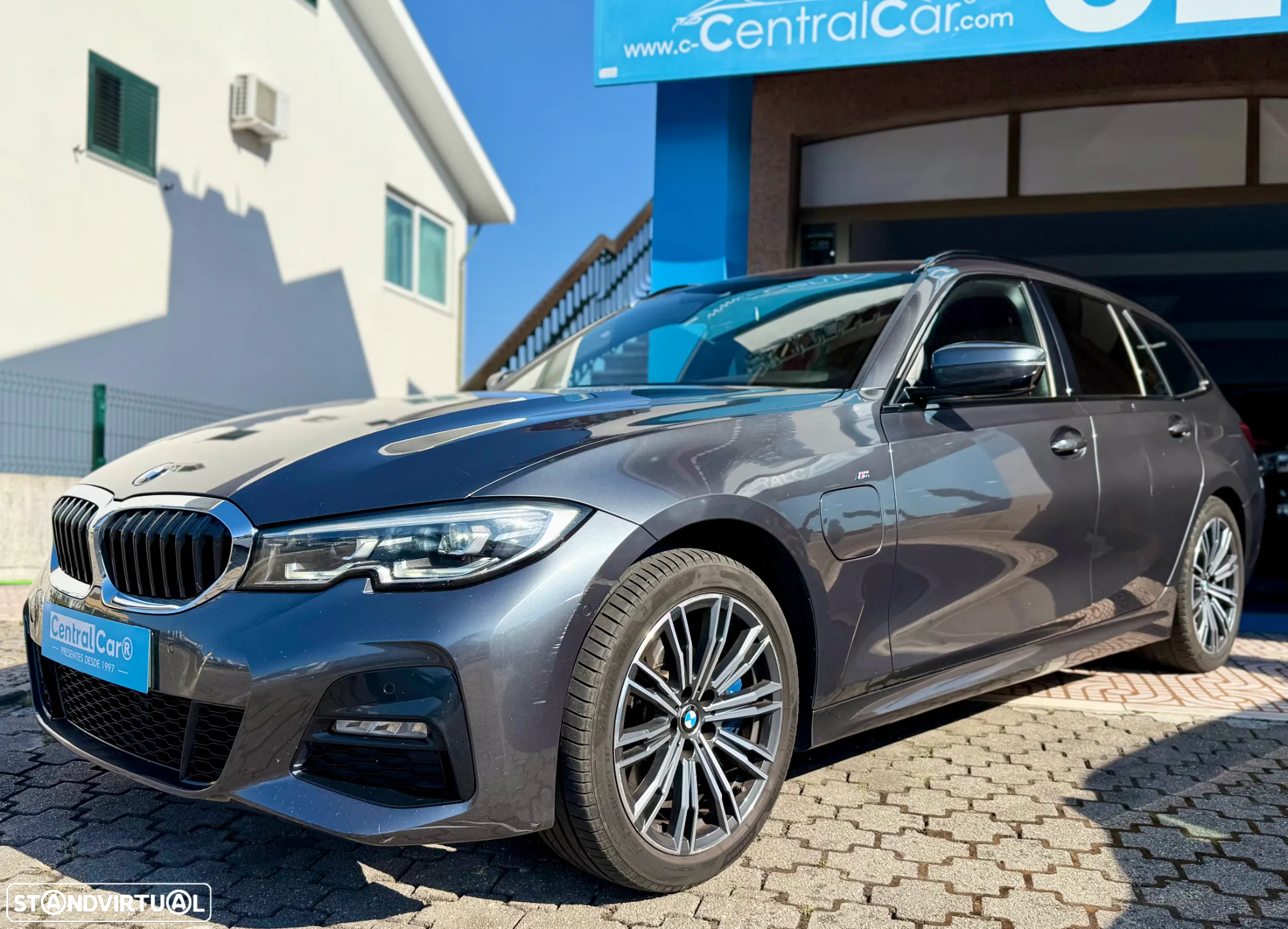 BMW 330 e Touring Pack M Auto - 6