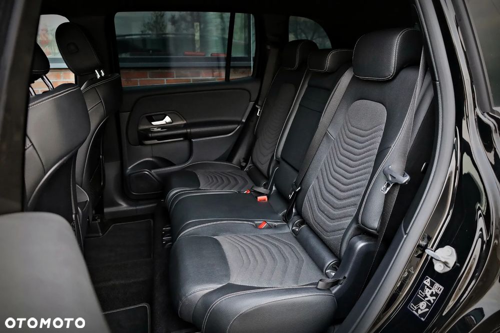 Mercedes-Benz GLB 200 Style 7G-DCT - 24