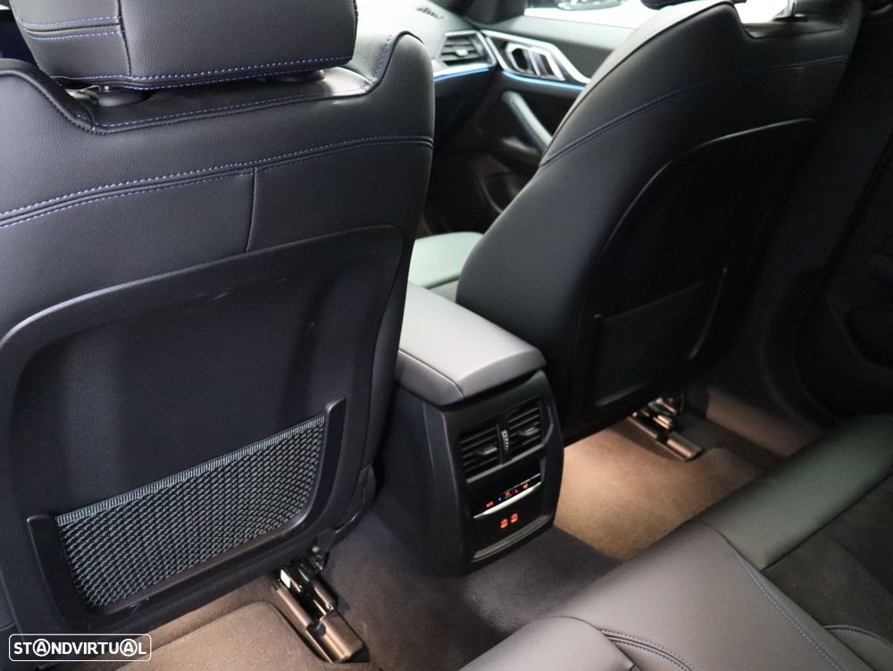 BMW i4 eDrive35 Pack Desportivo M - 25