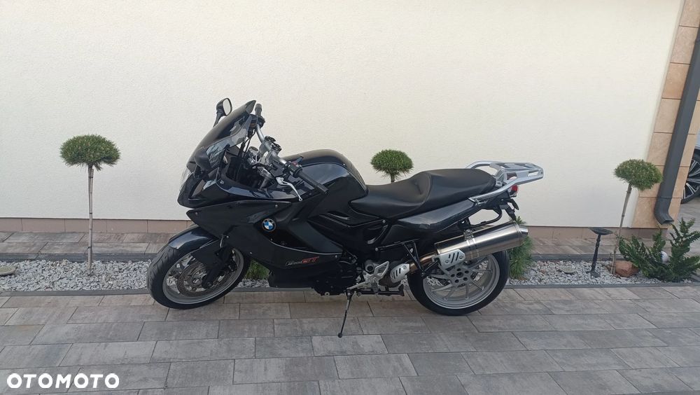 BMW F - 2