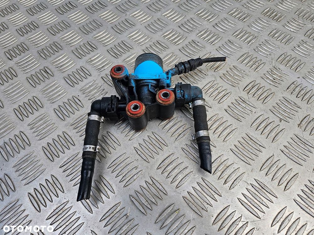 ZAWÓR PODGRZEWACZ POMPY ADBLUE IVECO STRALIS TRAKKER EUROCARGO 4460913010