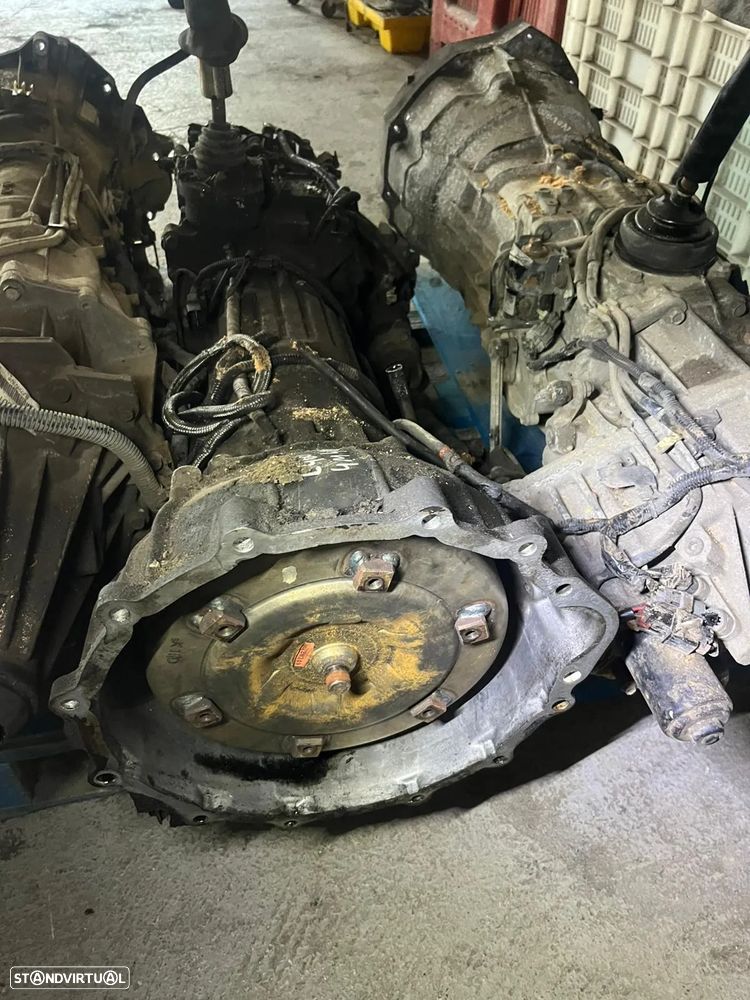 Caixa de Velocidades Automatica e Caixa Transferências Mitsubishi Pajero 2.8 Ref: 4M40 - 2